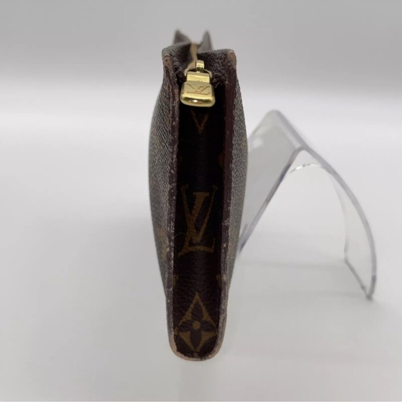 Authentic  Louis Vuitton Monogram Bucket Pouch PM W/Box - Picture 4 of 15